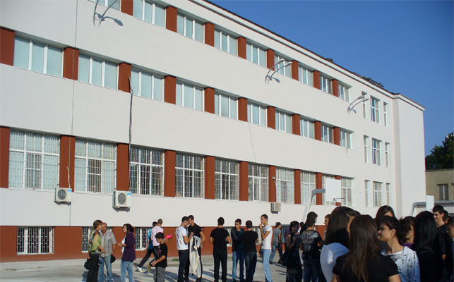 Ученици от шест държави в Бургас със свои предприятия